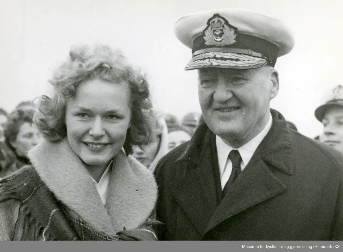 Nordkappfestivalen 1956. Nordkapp-prinsessen Greta Uttakleiv og Lord Fraser of North Cape.