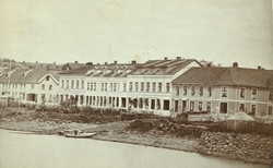 Hamar, bypanorama fra Hamarbukta, Strandgata fra 31 - 37, St