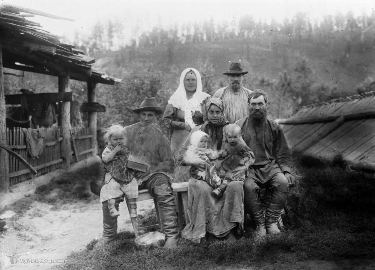 Fra Jonas Lied samlingen., "Siberian colonists settled at their farmstead"