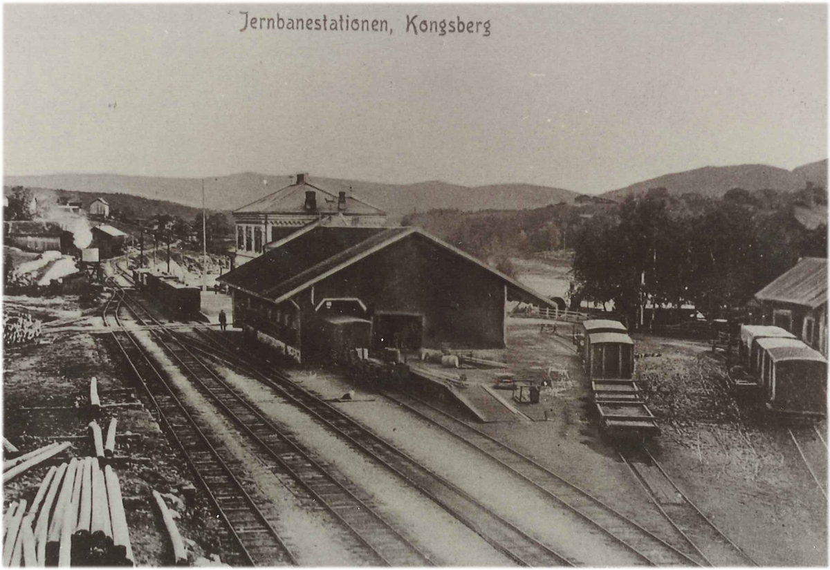 Kongsberg stasjon og godshus