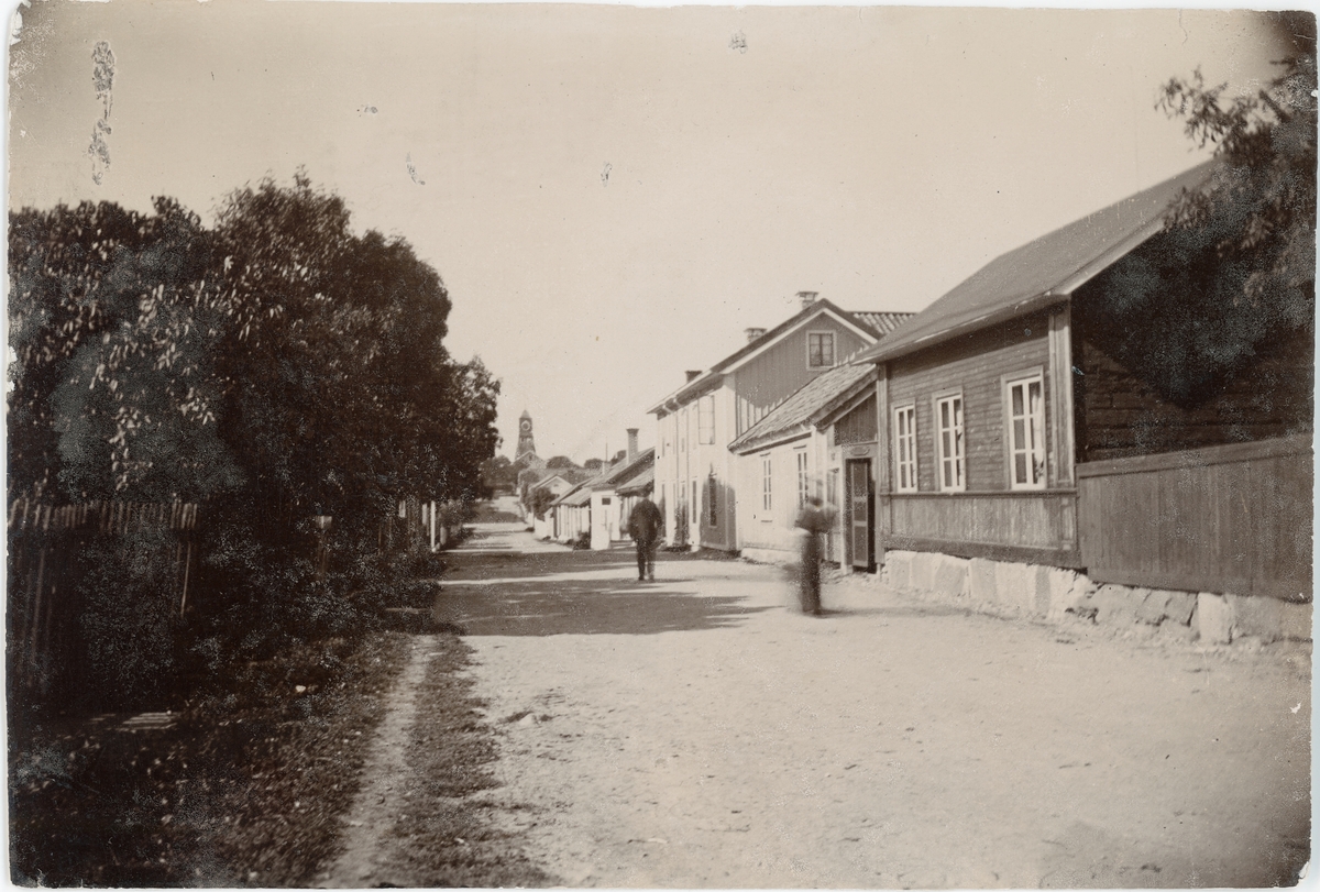 Långgatan med Klocktornet, Öregrund 1897
