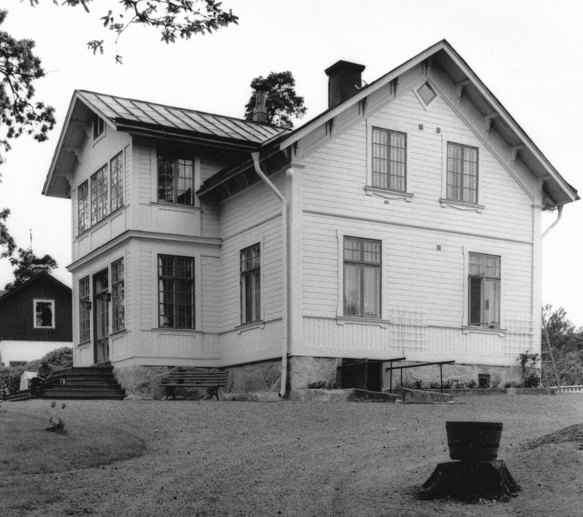 Bellevuevägen 01 - Nacka lokalhistoriska arkiv / DigitaltMuseum