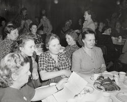 Stortingsvalget 1949. Kvinnebevegelsens mønstringsmøte i Sam
