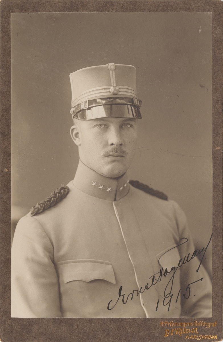 Porträtt av Ernst Jacob Fogman, kapten vid Fortifikationen.