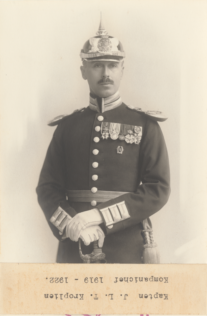 Porträtt av Johan Ludvig Torsten Kroplien, kapten vid Göta livgarde I 2.