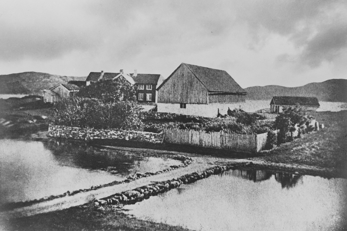 Heggåsen gård - handelsted, Dolmøy, Hitra.