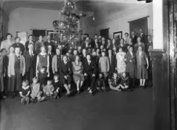 Juletrefest i Sarpsborg 1929. ca 60 personer. Personene er u