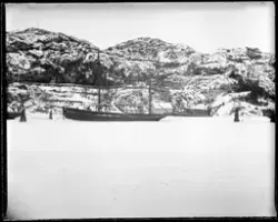 Fortøyde seilskip på vinteren i Vågen i Egersund