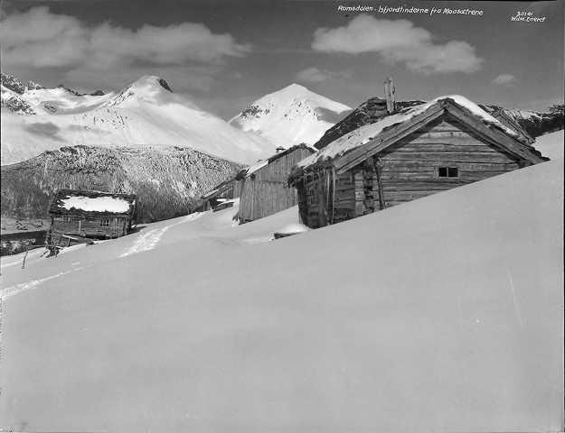 Prot: Romsdalen Vinter - Moasæteren mot Isfjordtinderne