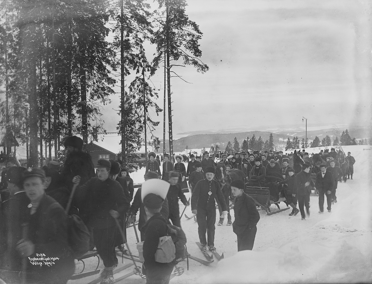Prot: Holmenkolrendet - Paa Veien 8/2 1904