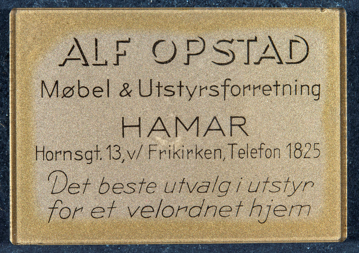 Hamar, Torggata 23, Astoria møbelforretning, innehaver Alf Opstad, Møber & utstyrsforretning, firmaet etablert i 1928, hadde også utsalg i Parkgata 13