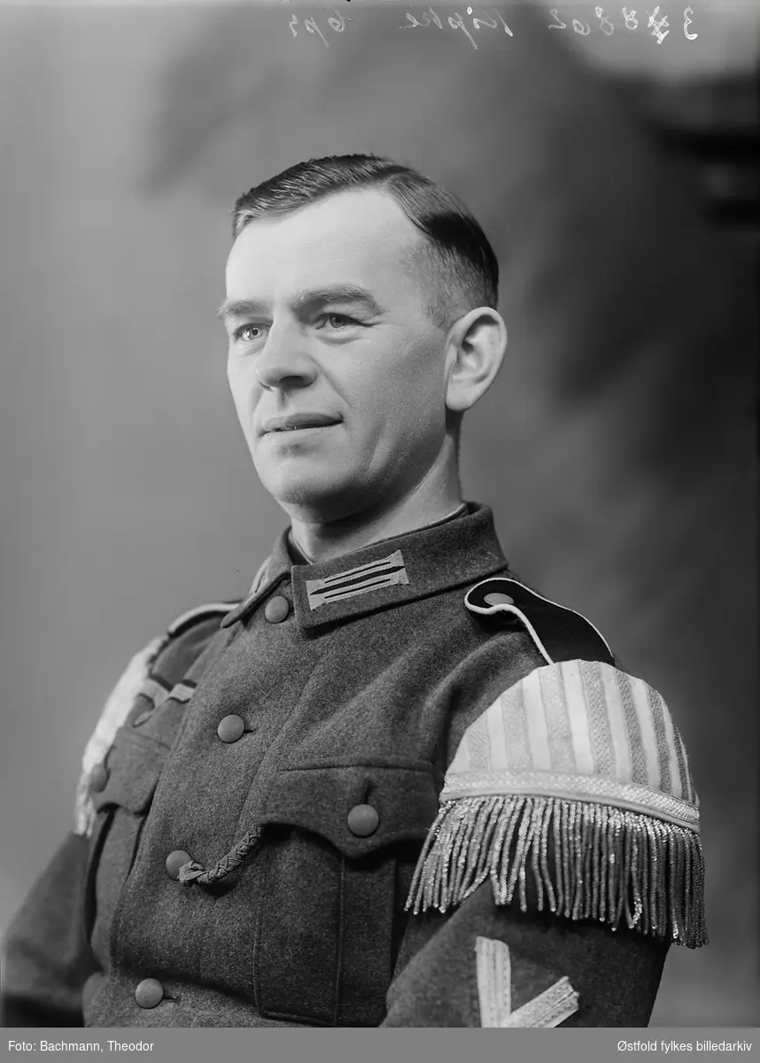 Portrett av tysk soldat i uniform, obergefreiter Kipke.