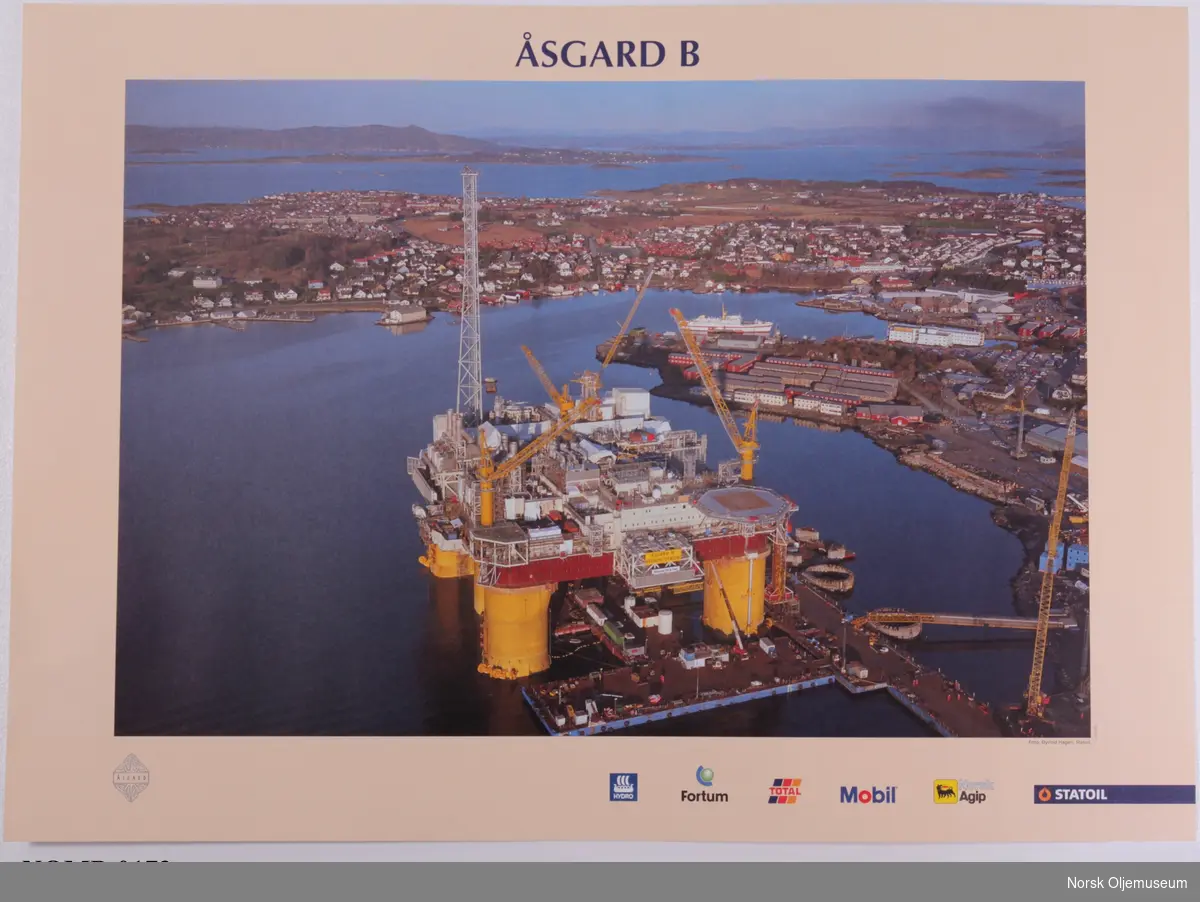 Åsgard B under bygging.