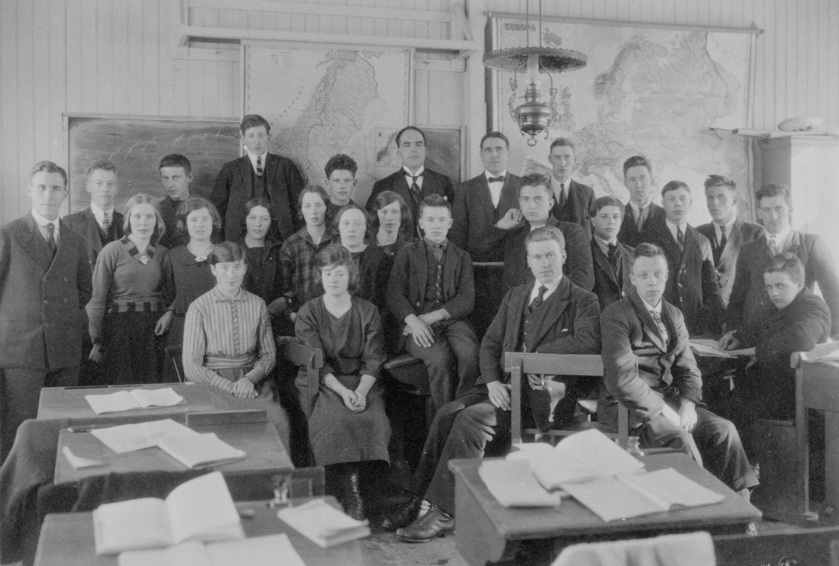 Skoleklasse ved Strand skole, Hitra, 1923
