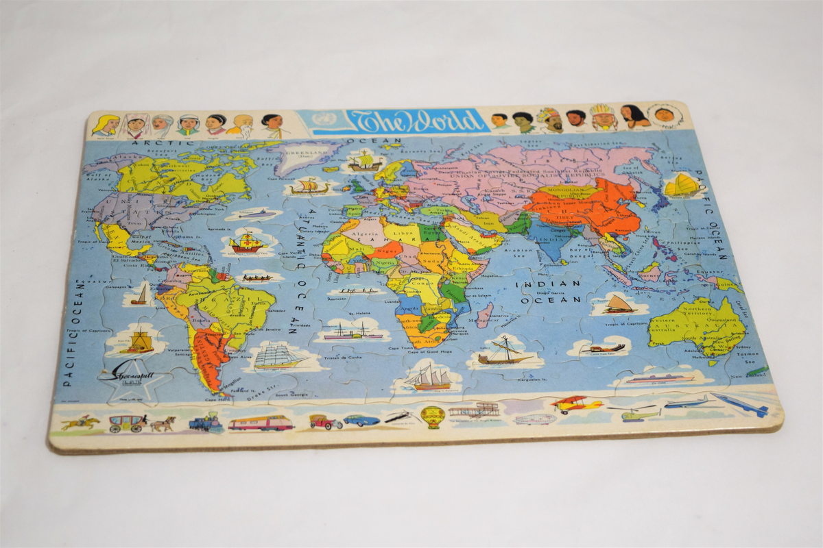 The World-puslespill med illustrert verdenskart-motiv.