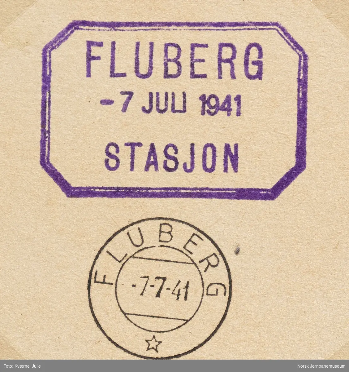 Post- og datostempelavtrykk fra Fluberg stasjon