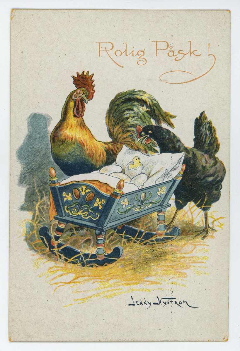 Påskkort med motiv av en höna och tupp som står vid en vagga med okläckta ägg och en nykläckt kyckling. Längst upp finns texten "Rolig Påsk!". Nertill finns illustratörens signatur, Jenny Nyström. Jenny Nyström (1854-1946) var en känd, svensk konstnär och illustratör.
På baksidan finns en påskhälsning. Kortet är adresserat men saknar både frimärke och poststämpel.