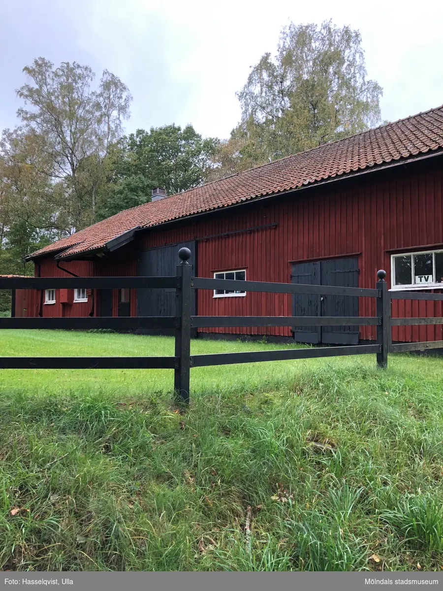 Stall på Sporred Tvärgården i Sporred, Kållered, i Mölndals kommun, den 20 september 2019.