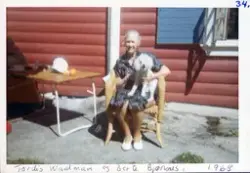 I hytteveggen hos mormor på Nøtterøy 1968.