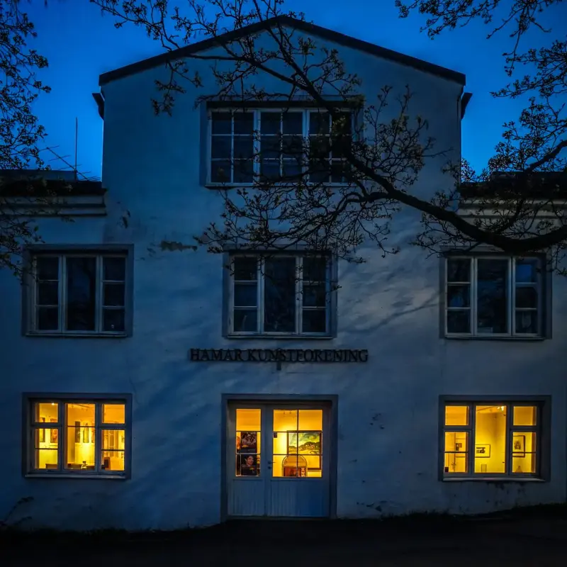 fotografi av bygningen til Hamar Kunstforening