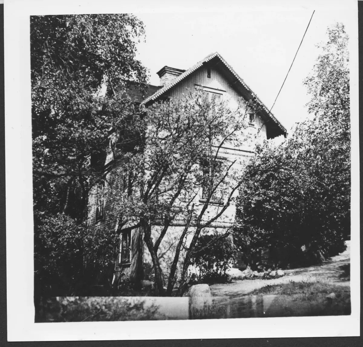 Årstaskog omkring 1950. I detta hus föddes Ingrid Landströms bror 1906. Karlsborg?