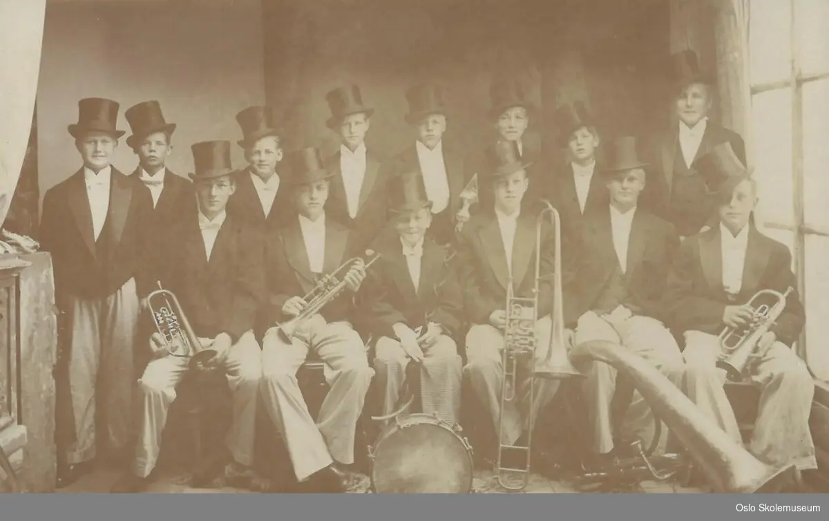 Farsund gentlemanns orkester i sammenheng med gutte- og ungdomsskorpsenes landsstevne i Oslo i 1934.