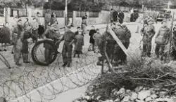2. februar 1947. Piggtråd rulles ut over alt i Jerusalem og 