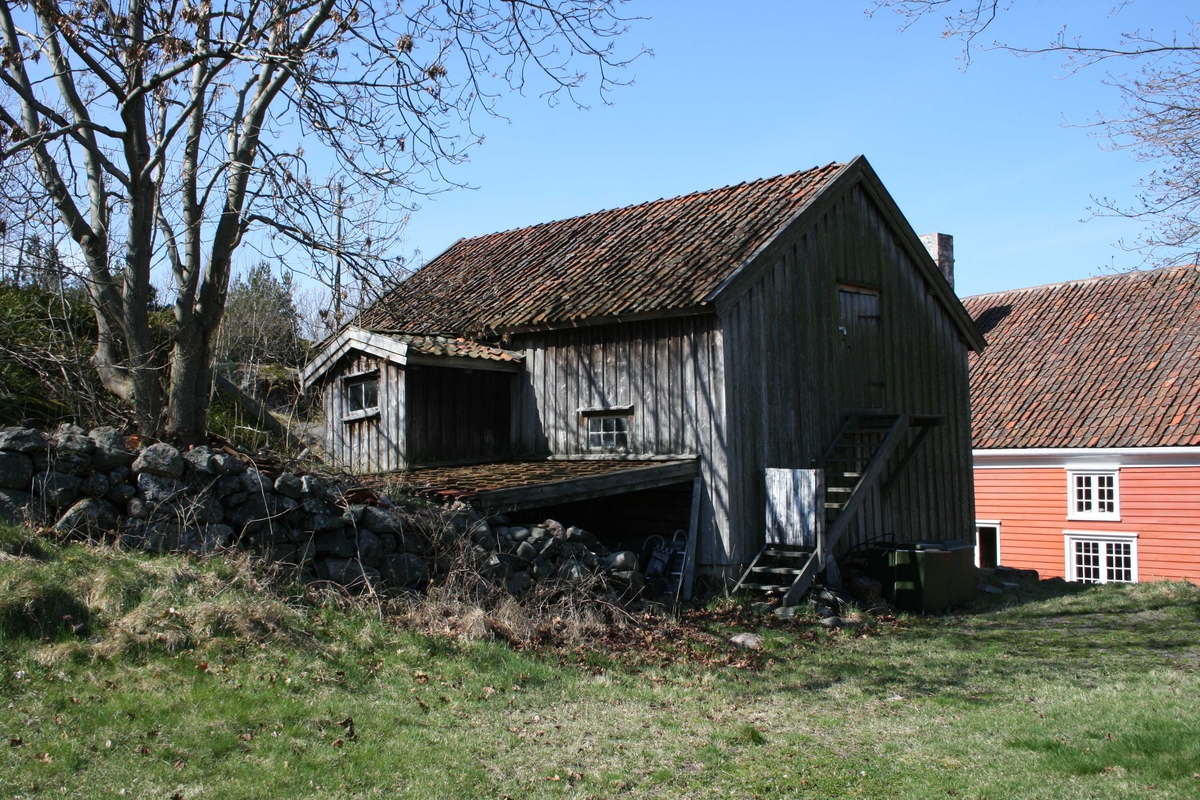 Merdøgaard, fjøset sett fra sørøst.
