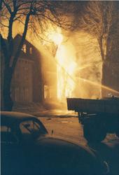 Aandal gården i brann. Tatt fra Torget.