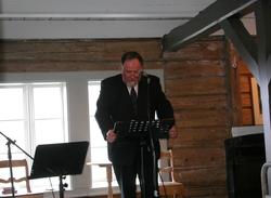 Åpningen av fjøsen på Nesset Prestegard.