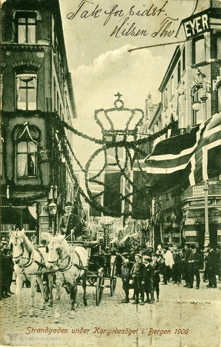 Strandgaten under kongebesøket i Bergen 1906. .(Kroningsreisen)