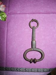 Nasering. naseklype for okse..På Nordvollen, hos Jenny Øvera