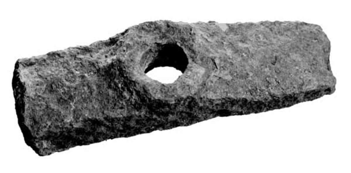 Hammer fra Håven, Grue Finnskog, Grue, Hedmark. 
Den ble funnet av Sigurd Langbråten ved Røgden sammen med andre gjenstander i tidsrommet 1967-1972. 
Funnet er av Universitetets Oldsaksamling datert til 1400-1600. 
Se SJF 3958-3960 og 3962-3964. 
