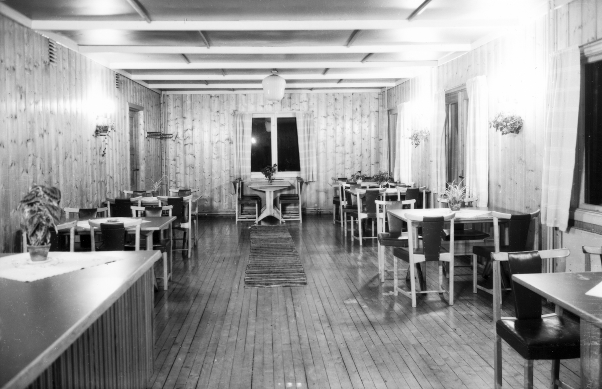 Kafeen på Buvika, ca. 1952-1953. 