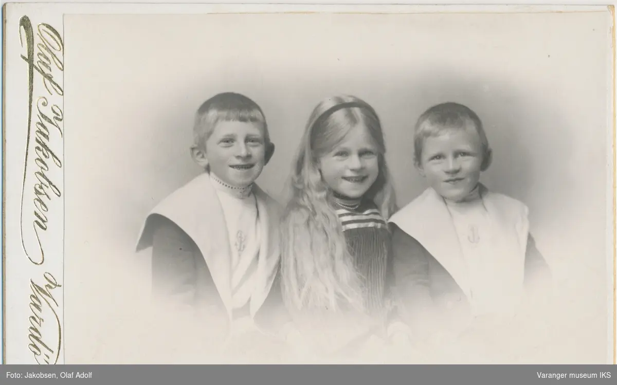 Familieportrett, Arnt, Dagmar og Erling Brodtkorb, antatt 1902
