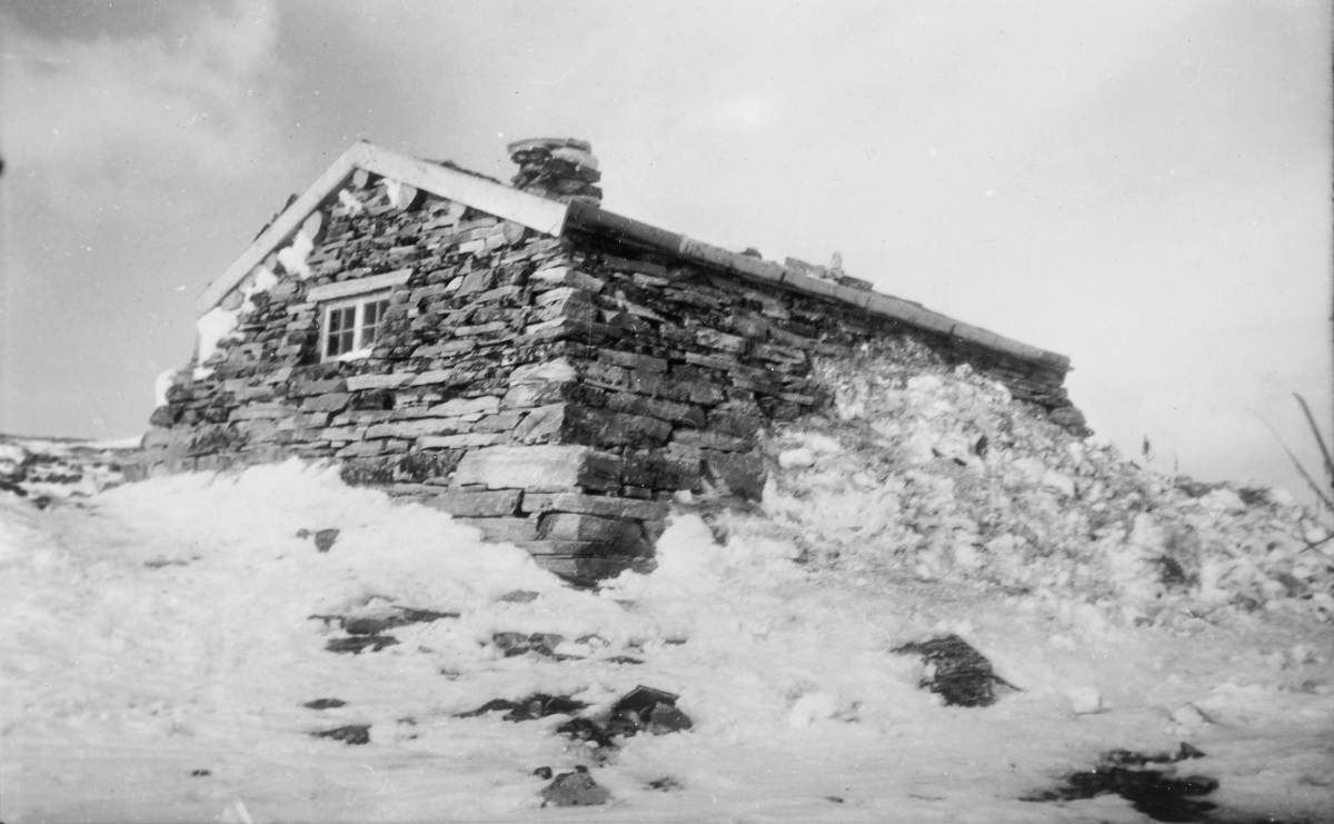Steinhytta på toppen av Storhornet, Oppdal