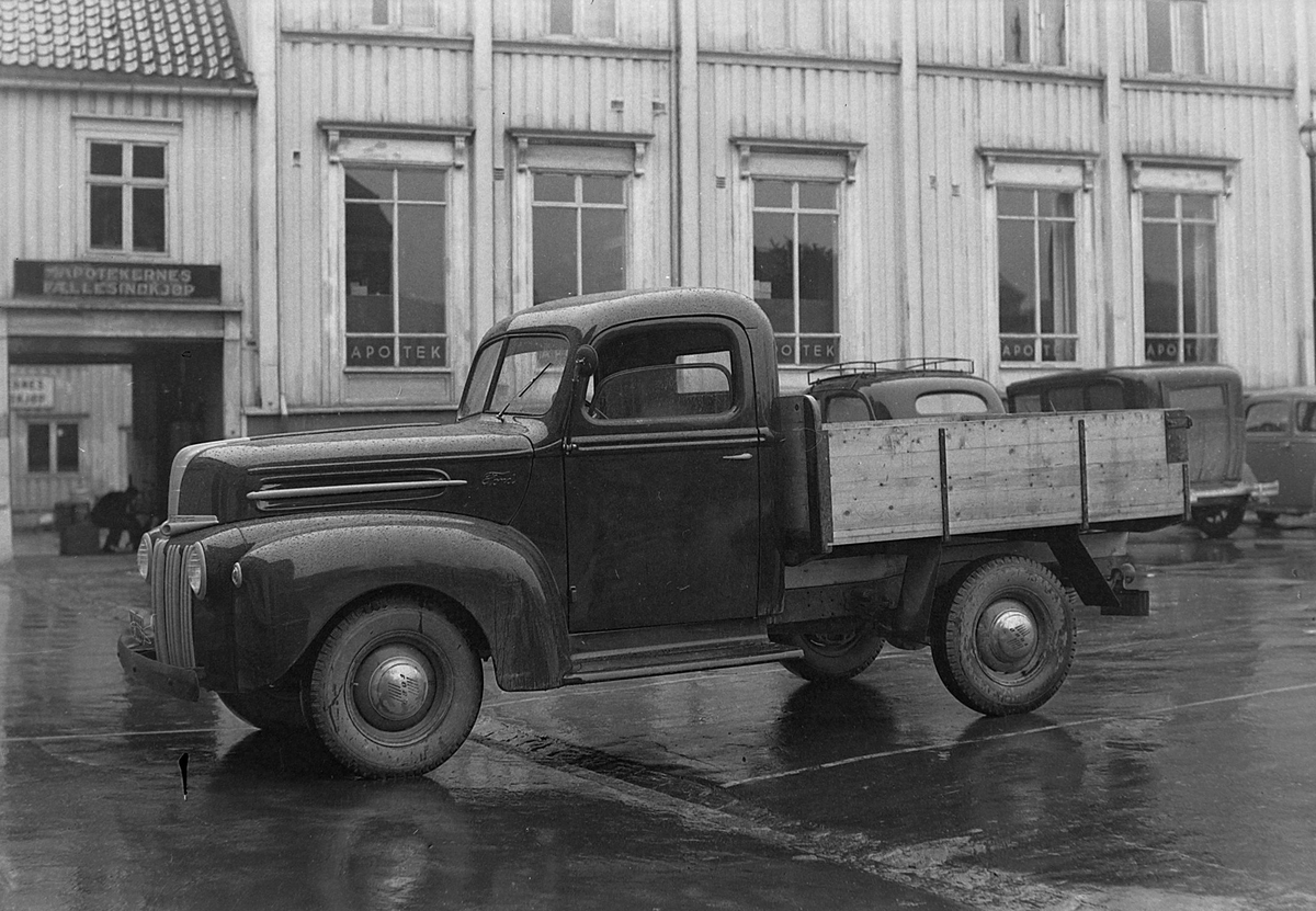1946-47 Ford 1/2 ton Pickup fra Gaden & Larsen