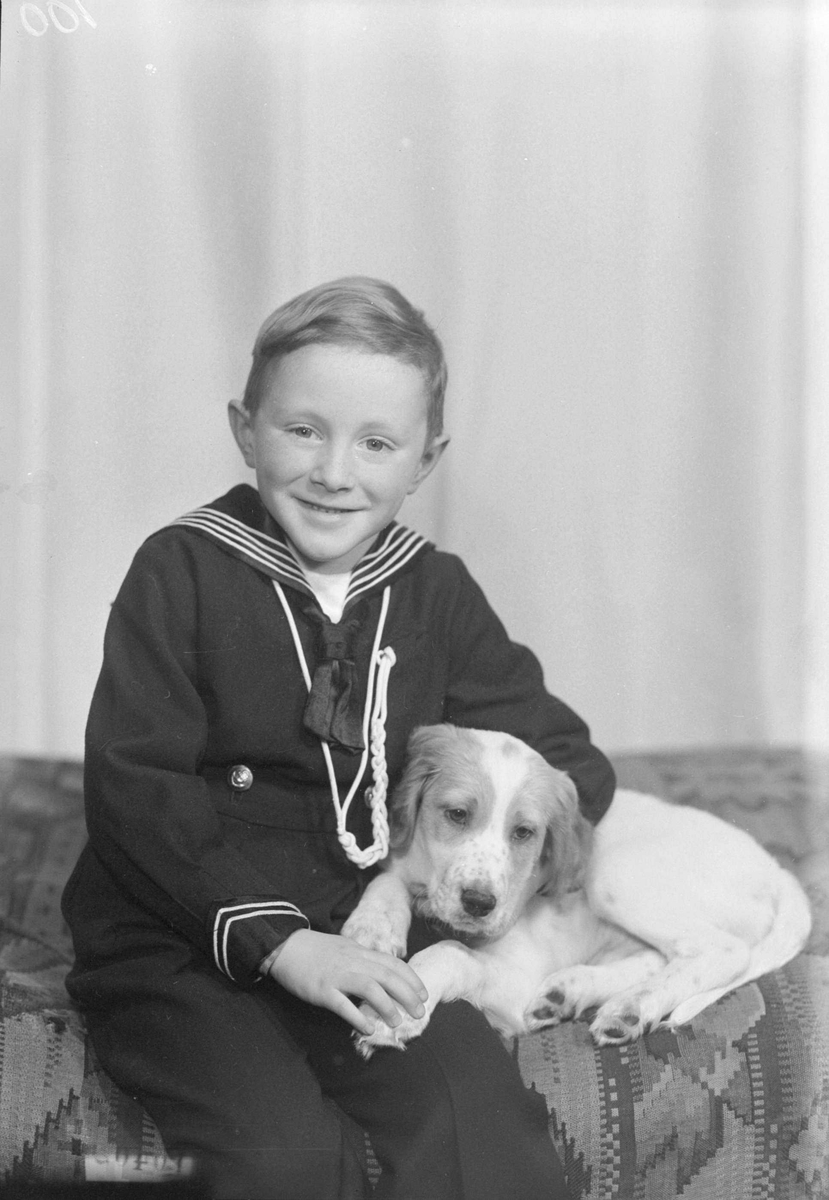 Jan Lilletrøen med hund