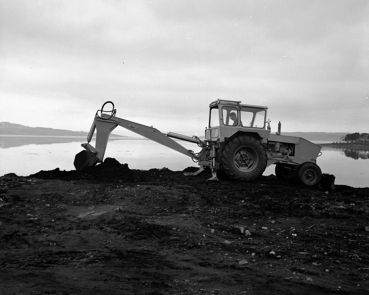 Hamjern traktorgraver, gravemaskin, Hamar jernstøperi.