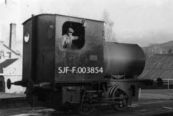 Skiftelokomotivet som Drammenselven Papirfabrikker brukte på