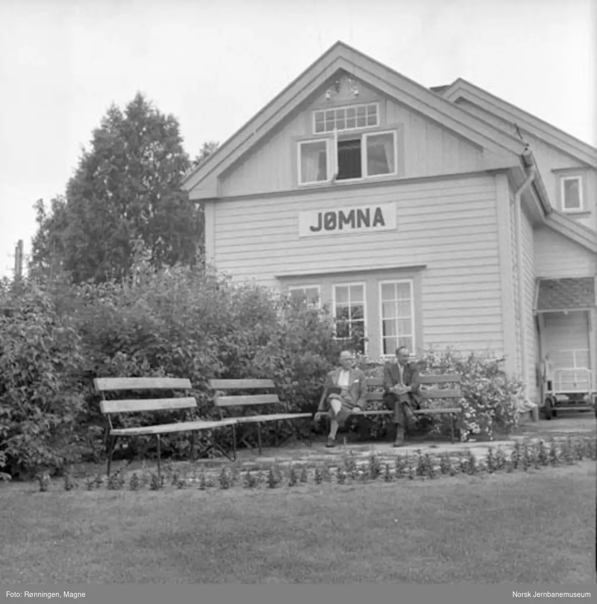 Hageanlegget på Jømna stasjon