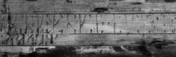 Bygningsdetalj med runer i Gol Stavkirke. Kirken ble gjenrei