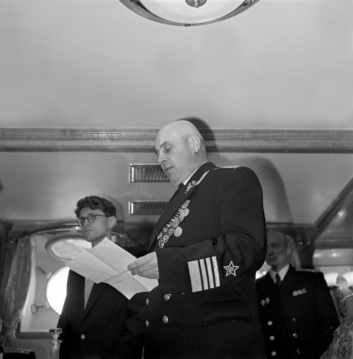 Serie. Russisk flåtebesøk i Oslo, blant annet på Akershus festning. Fotografert 8. aug. 1956.