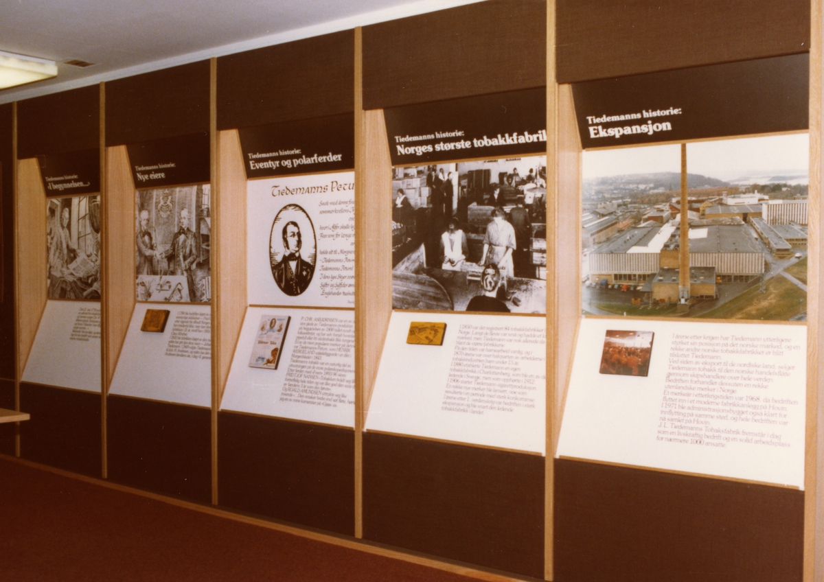 Informasjonsrummet på Tiedemanns fabrikk på Hovin som det så ut inntil Juni 1990.