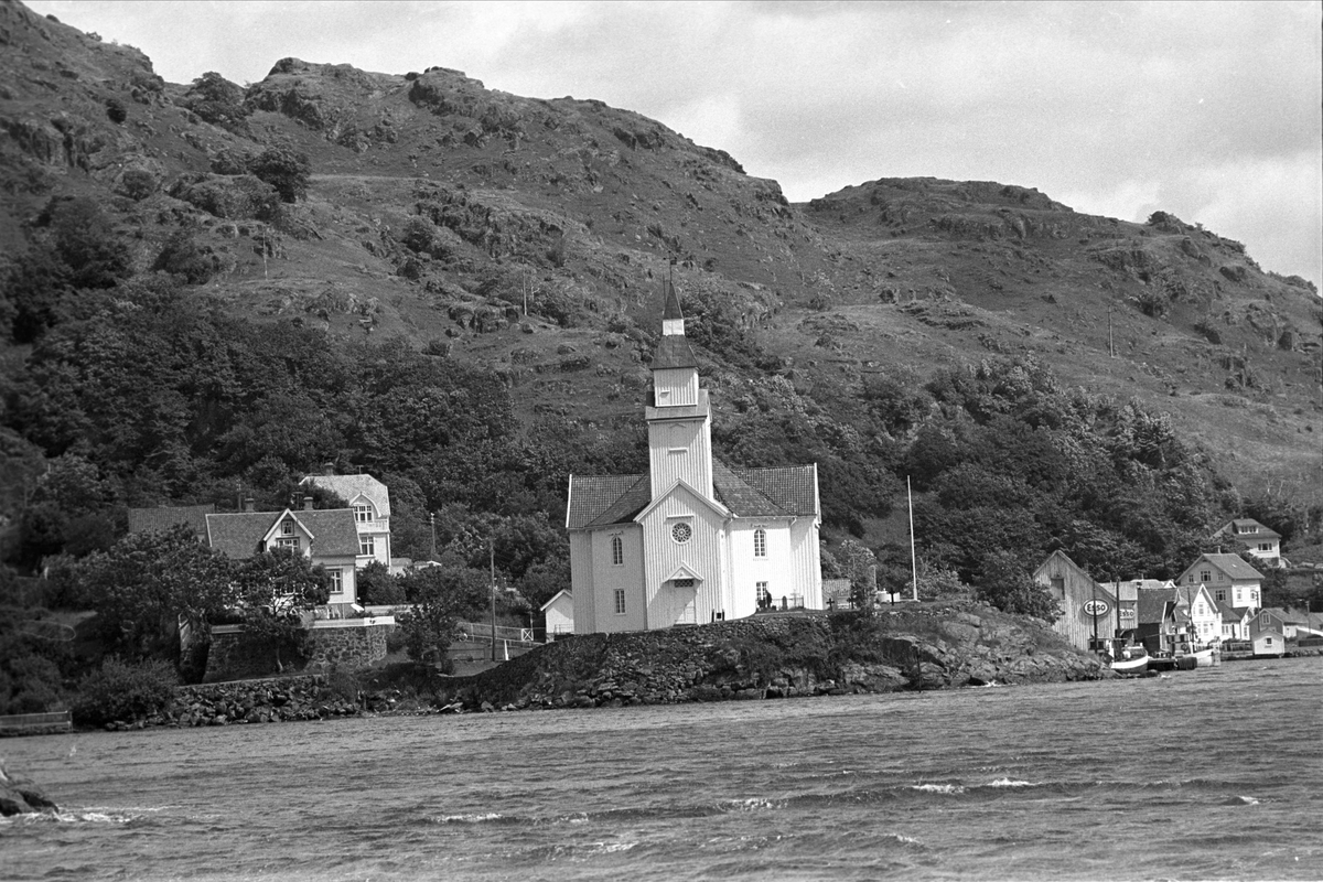 Hidra, Flekkefjord, juli 1968. Kirken.