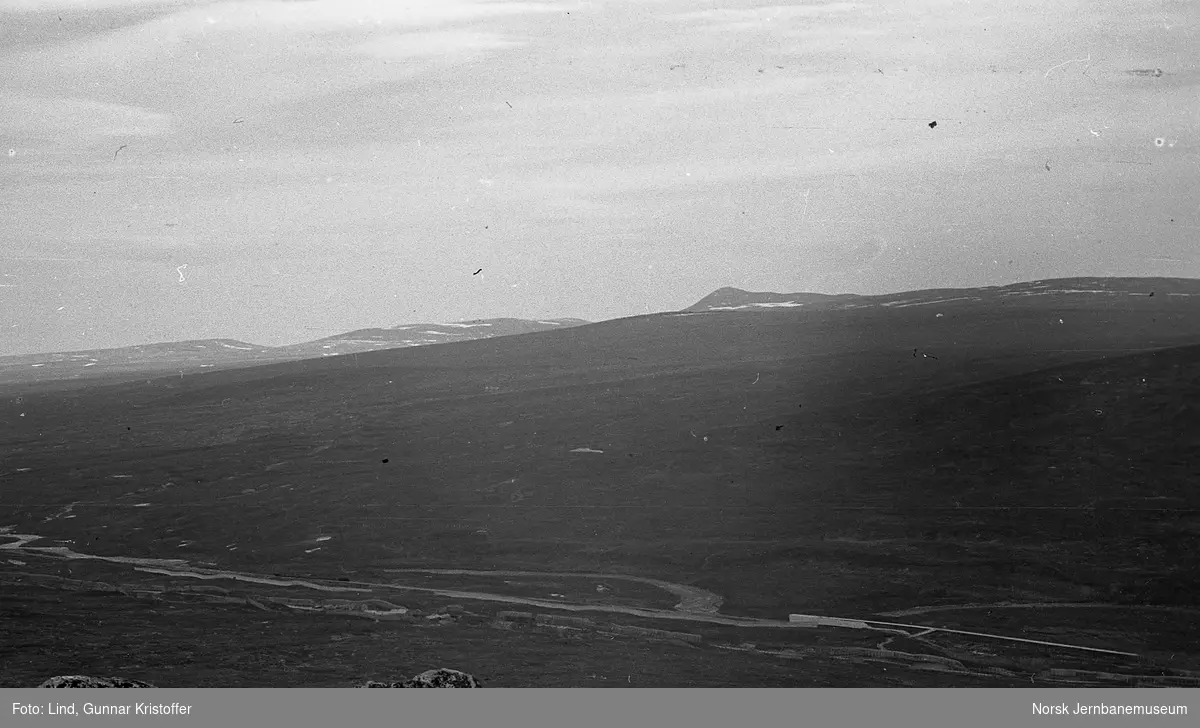 Nordlandsbaneanlegget : linjen over Saltfjellet, sett fra Bolnatoppen