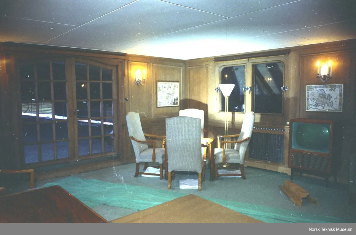 Akers mek. Verksted, Kongeskipet "Norge" til reparasjon og ombygging. Interiør, røkesalong 06.11.1962