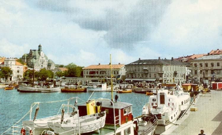 Tryckt text på kortet: "Strömstad. Norra Hamnen."