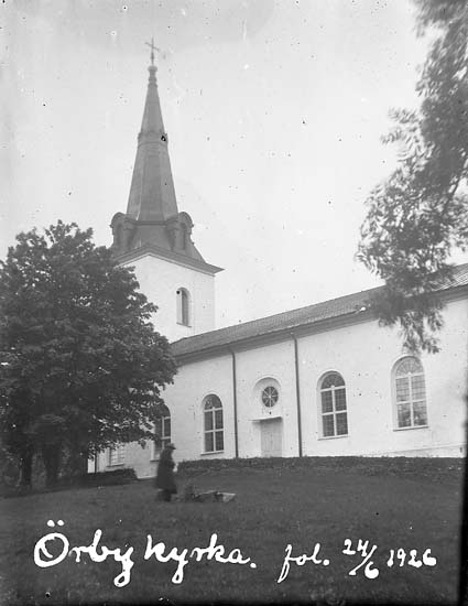 Enligt text på fotot: "Örby kyrka, foto 24/6 1926".