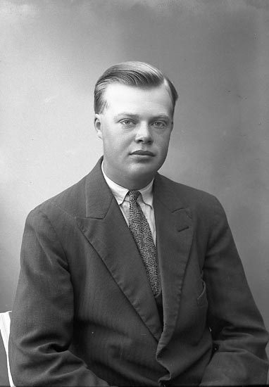 Enligt fotografens journal nr 6 1930-1943: "Andersson, Olof Gåre, Spekeröd".